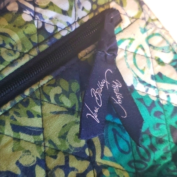 Vera Bradley Navy trifold Walet - Picture 3 of 13